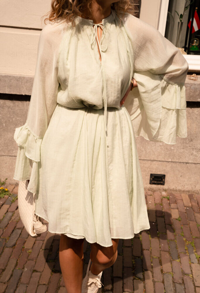 Elena dress Laura pistache