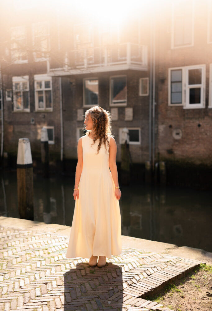 237 dress Roos creme