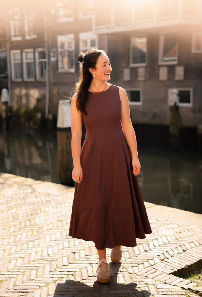237 dress Roos aubergine