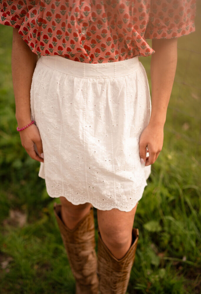 april 5321 white skirt beau