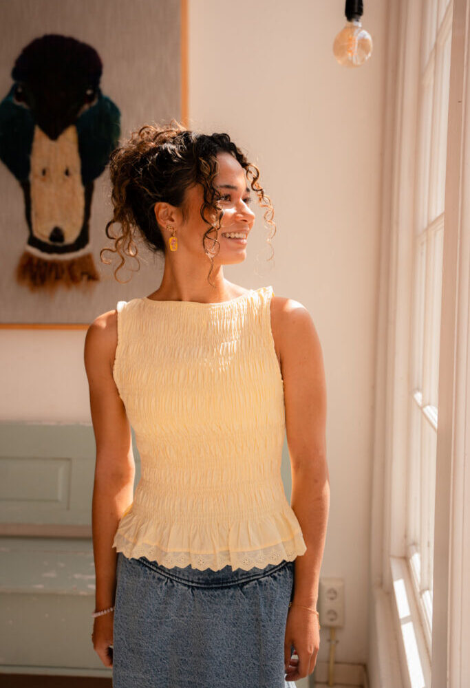 92109 azzurro smocked top yellow