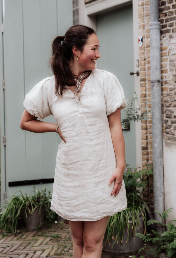 Viev linnen dress off white