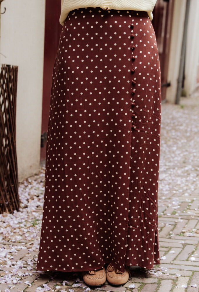 ydence skirt louis brown
