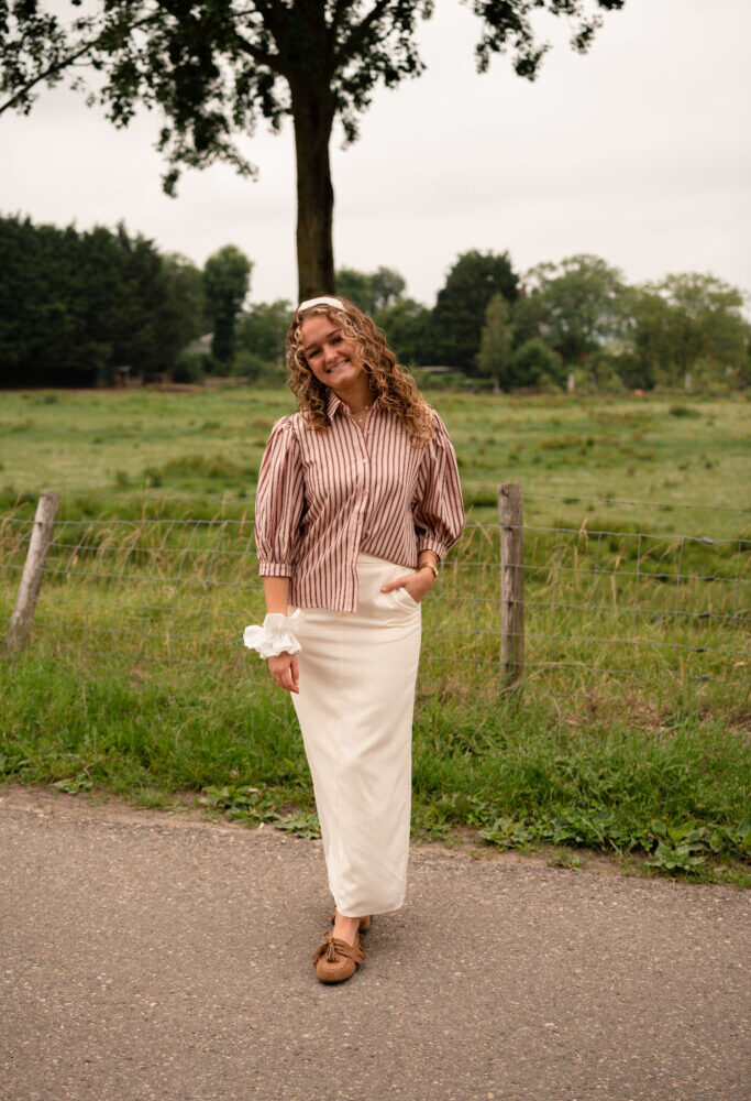 7119 creme long skirt Marie