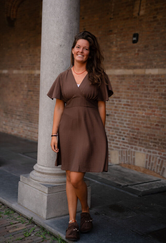 azzurro 8822 dress lucie brown